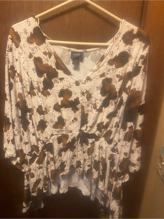 Daytrip Tops - Daytrip Buckle Cow Print Top,” “XXL V-neck